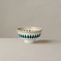 Load image into Gallery viewer, Kiri Porcelain Bowl 4.5&quot; - Petal Dot Daisy
